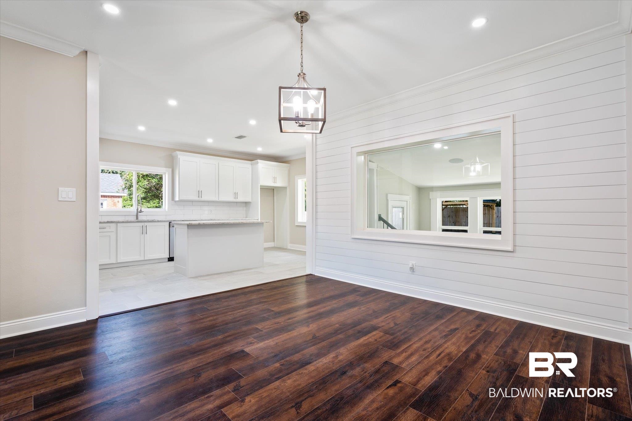 278 Woodlands Avenue Mobile, AL 36607 - Photo 8 of 23