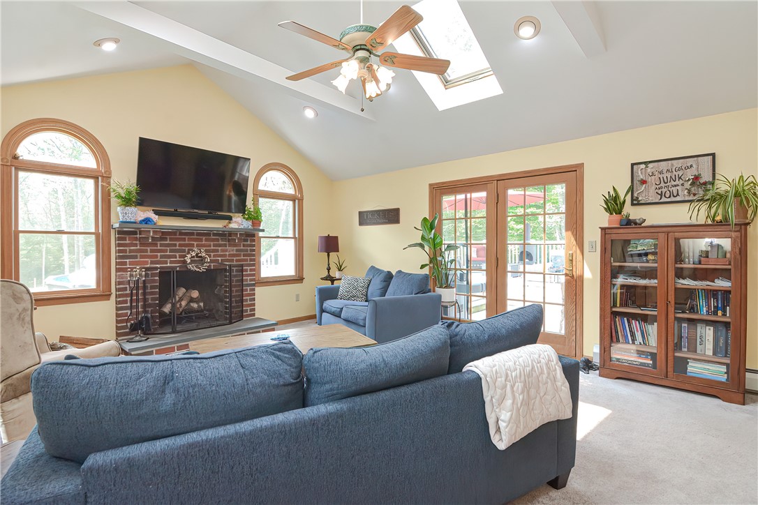 267 Deer Run Road Tiverton, RI 02878 - Photo 25 of 50