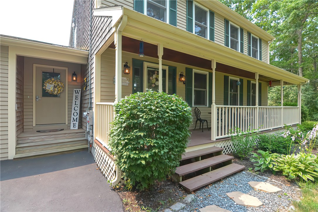 267 Deer Run Road Tiverton, RI 02878 - Photo 8 of 50