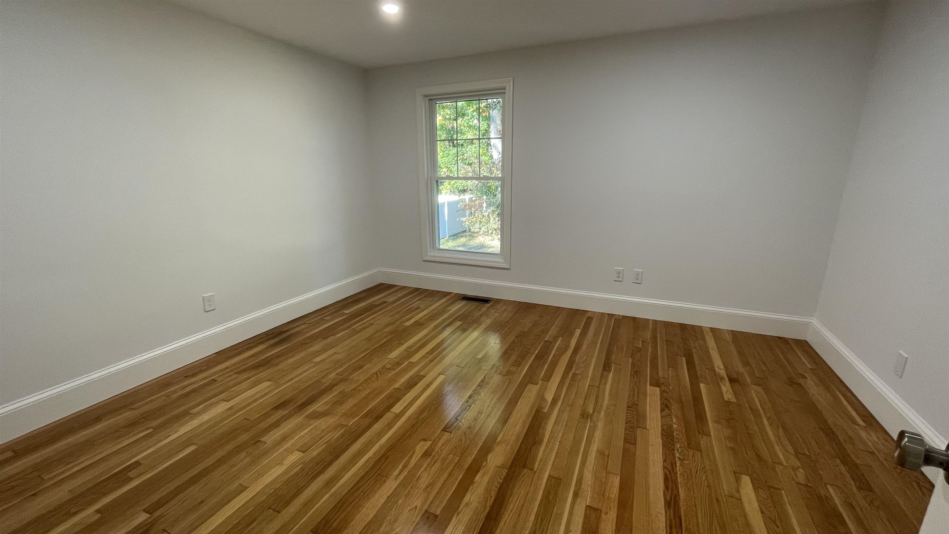 4 Mulberry Road Salem, NH 03079 - Photo 21 of 33