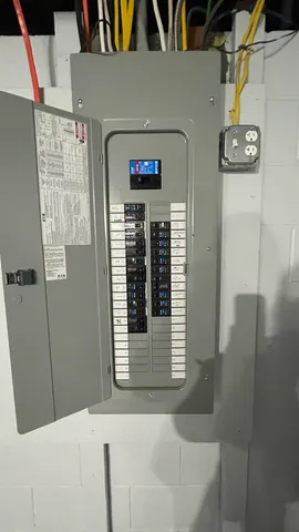 $669,900 | 4 Mulberry Road, Salem, NH 03079