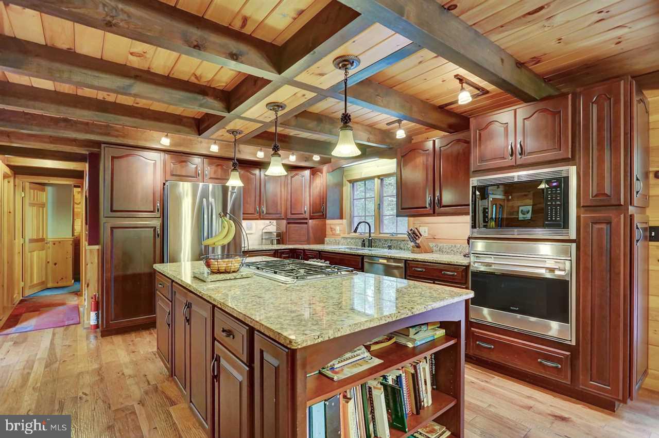 696 Pinetown Road Lewisberry, PA 17339 - Photo 8 of 24