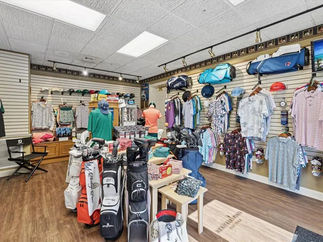 $295,000 | 18309 Rock Oak Court, Hudson, FL 34667