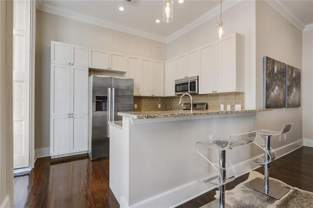 220 Decatur Street, Unit 201 New Orleans, LA 70130 - Photo 6 of 12 Gallery Image 6