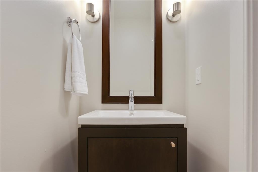 220 Decatur Street, Unit 201 New Orleans, LA 70130 - Photo 8 of 12 Gallery Image 8