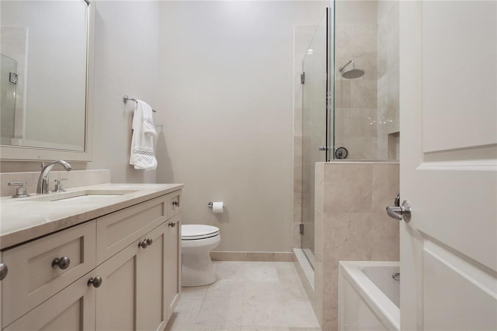 220 Decatur Street, Unit 201 New Orleans, LA 70130 - Photo 10 of 12 Gallery Image 10