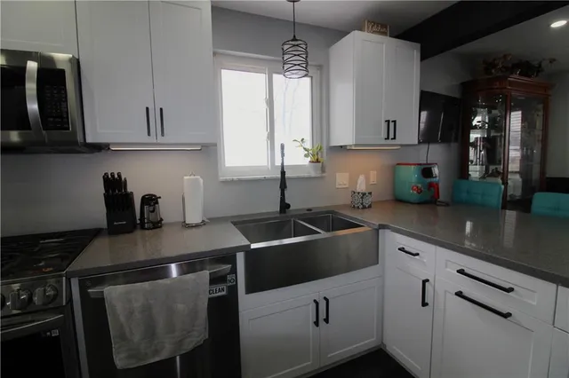 $350,000 | 5877 Pleasant Street, South Park, PA 15129