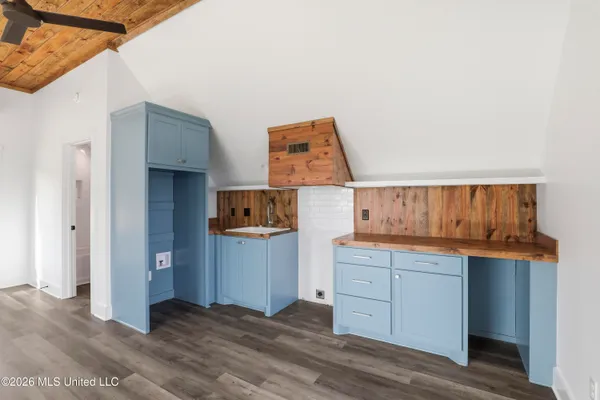 $385,000 | 199 Harbor View Drive, Madison, MS 39110