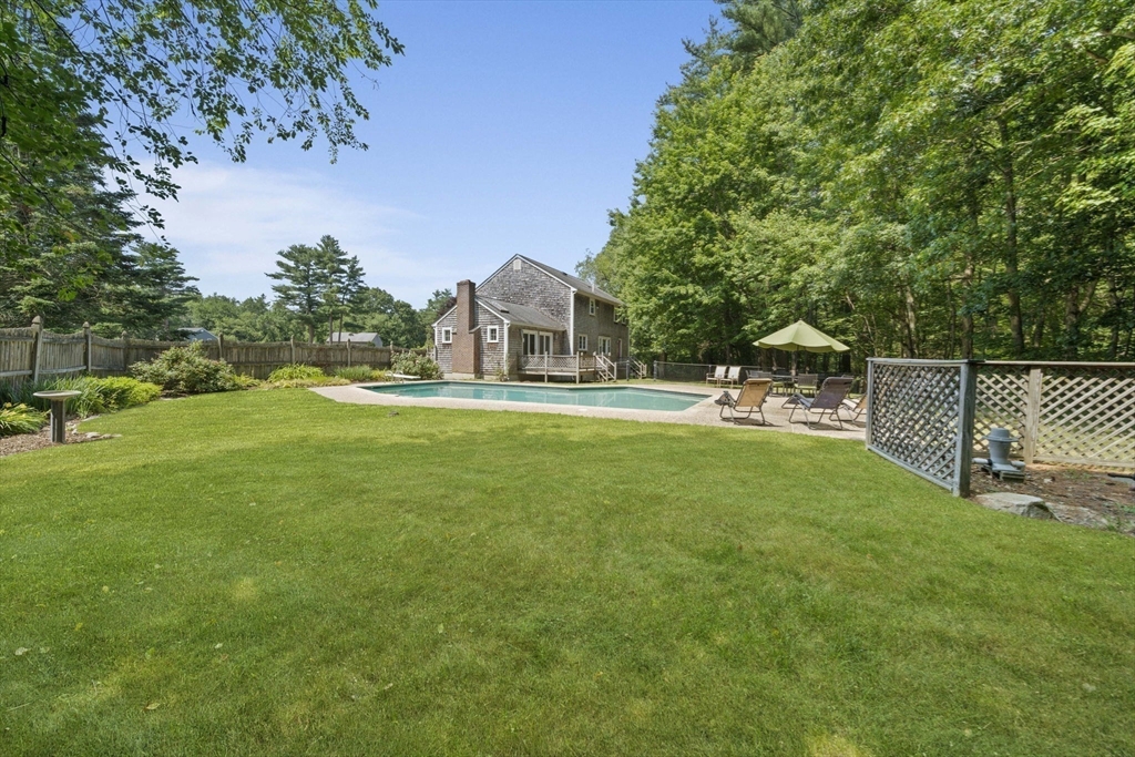 45 Tilden Lane Hanover, MA 02339 - Photo 28 of 34