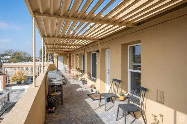 $2,950 | 411 California Avenue, Unit A5, Palo Alto, CA 94306