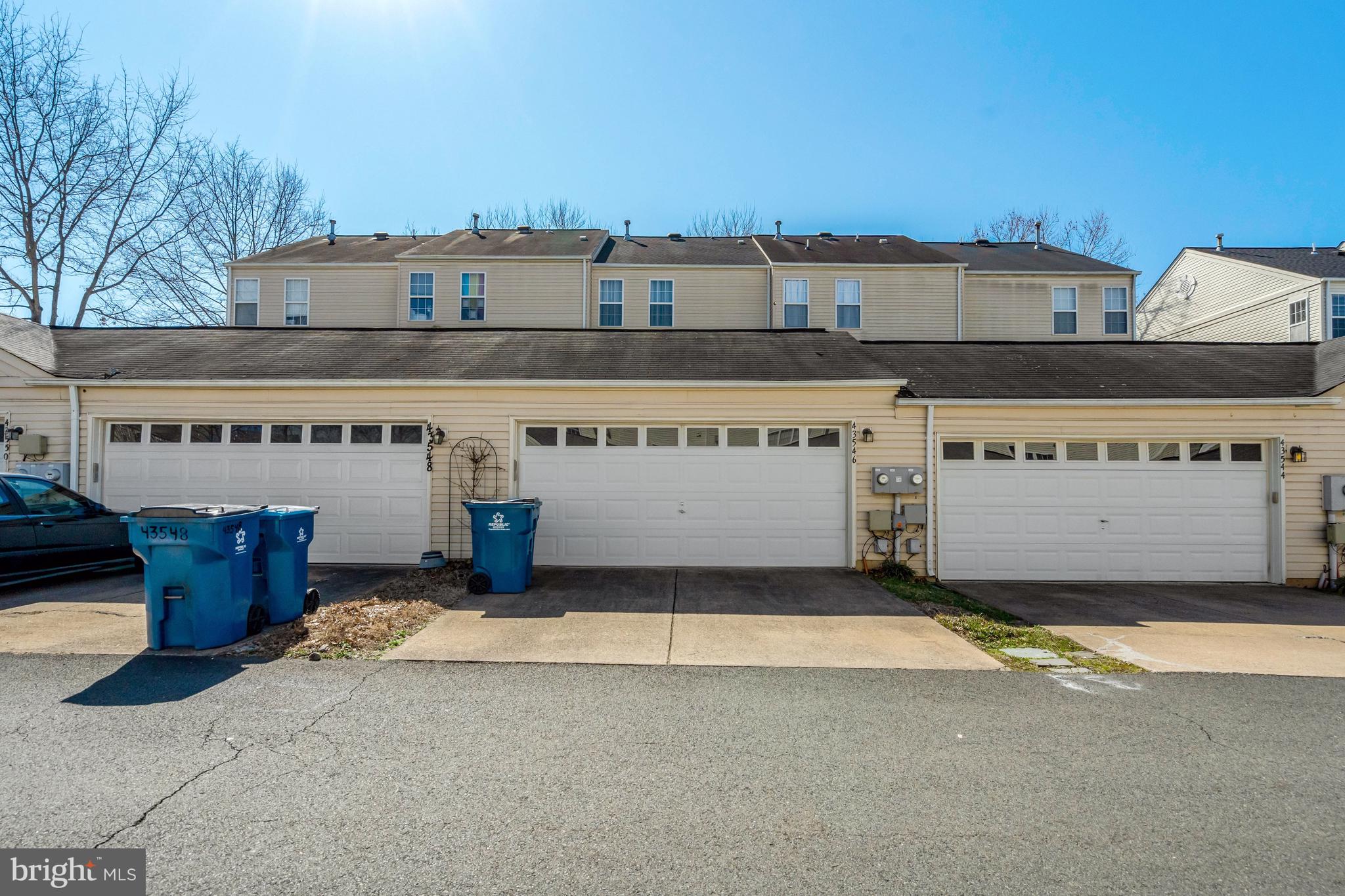 43546 Mink Meadows Street Chantilly, VA 20152 - Photo 47 of 48 a view of a house with a garage