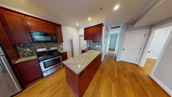 $4,700 | 27 Chestnut Avenue, Unit 1, Boston, MA 02130