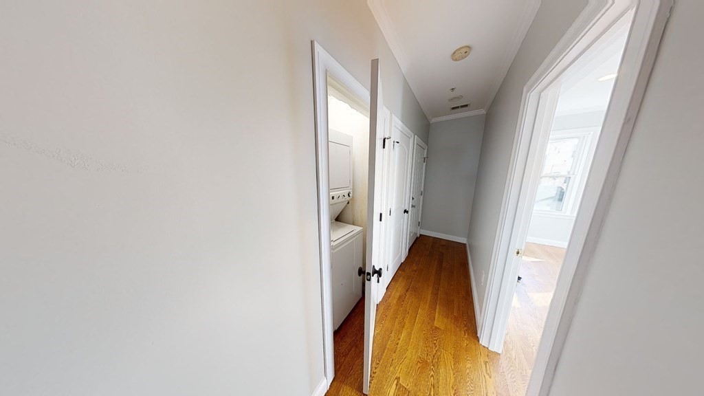27 Chestnut Avenue, Unit 1 Boston, MA 02130 - Photo 19 of 39