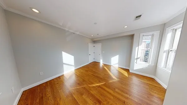 $4,700 | 27 Chestnut Avenue, Unit 1, Boston, MA 02130