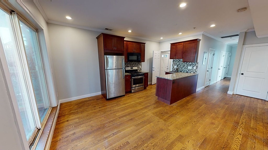 27 Chestnut Avenue, Unit 1 Boston, MA 02130 - Photo 6 of 39