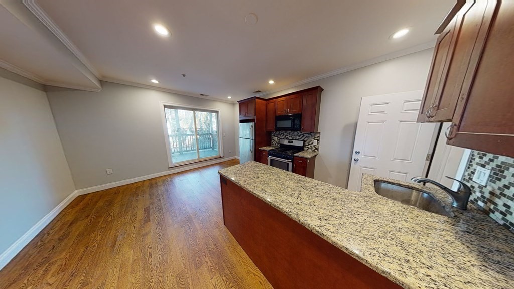 27 Chestnut Avenue, Unit 1 Boston, MA 02130 - Photo 10 of 39