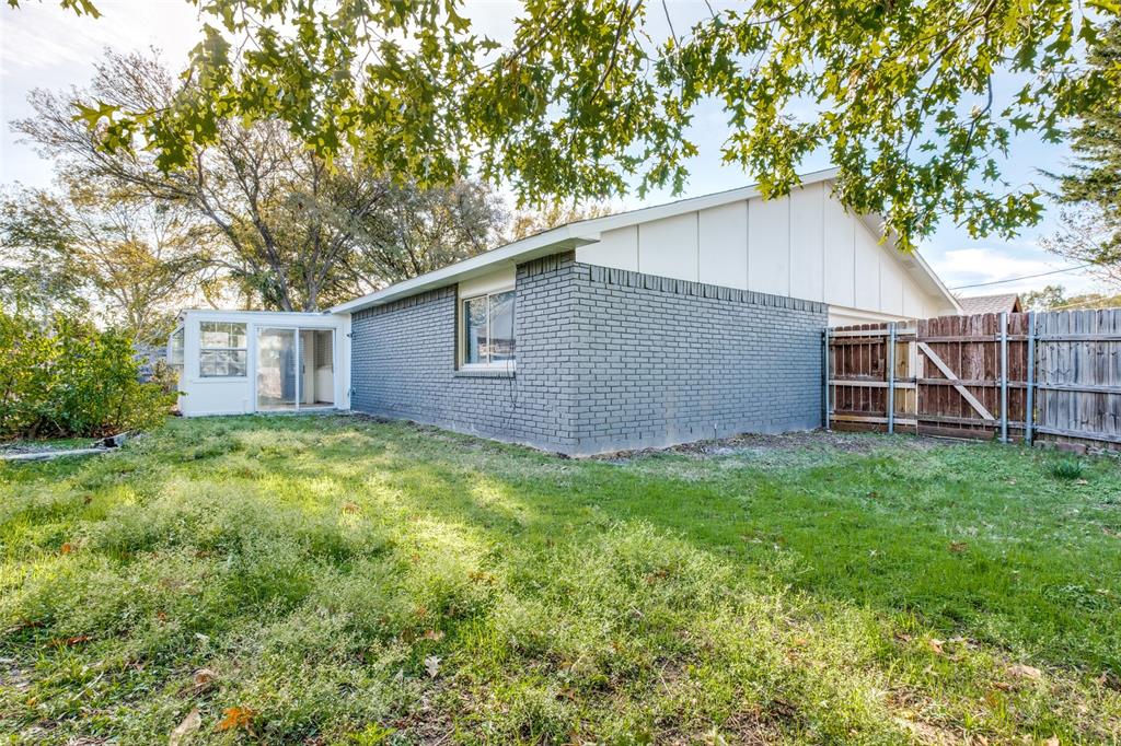 8507 Baumgarten Drive Dallas, TX 75228 - Photo 16 of 18