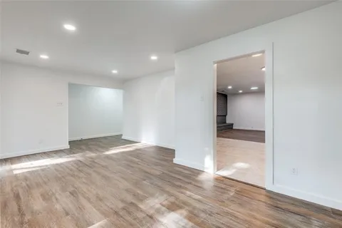 $389,000 | 8507 Baumgarten Drive, Dallas, TX 75228