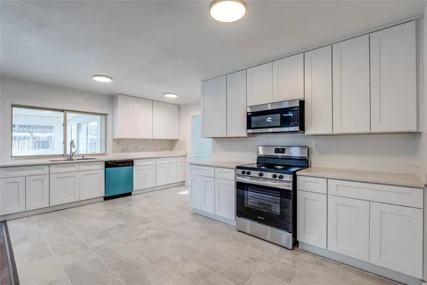 $359,000 | 8507 Baumgarten Drive, Dallas, TX 75228