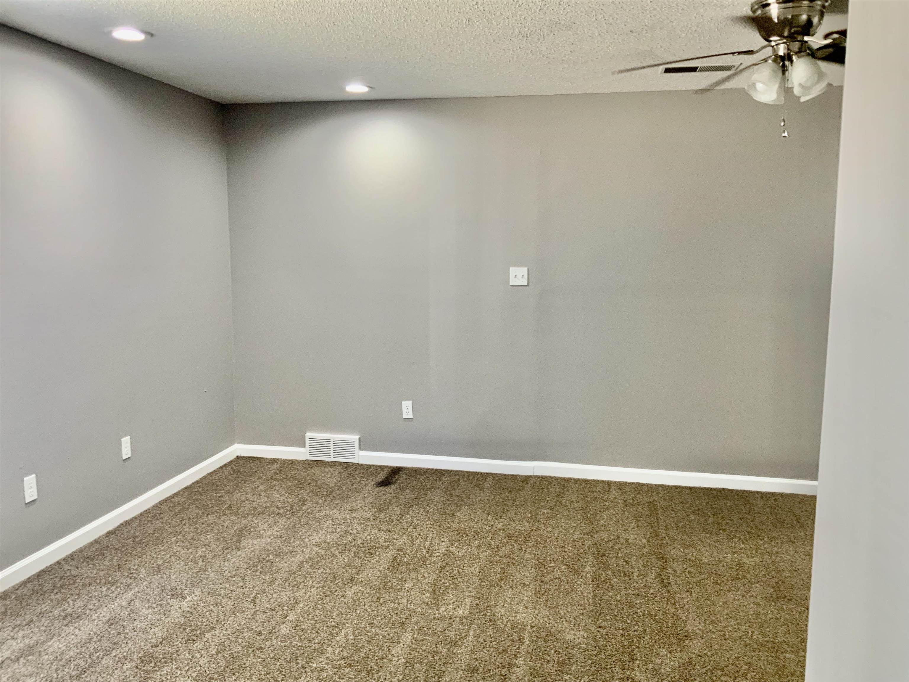 83 South Walnut Bend Road Memphis, TN 38018 - Photo 23 of 24 a view of an empty room