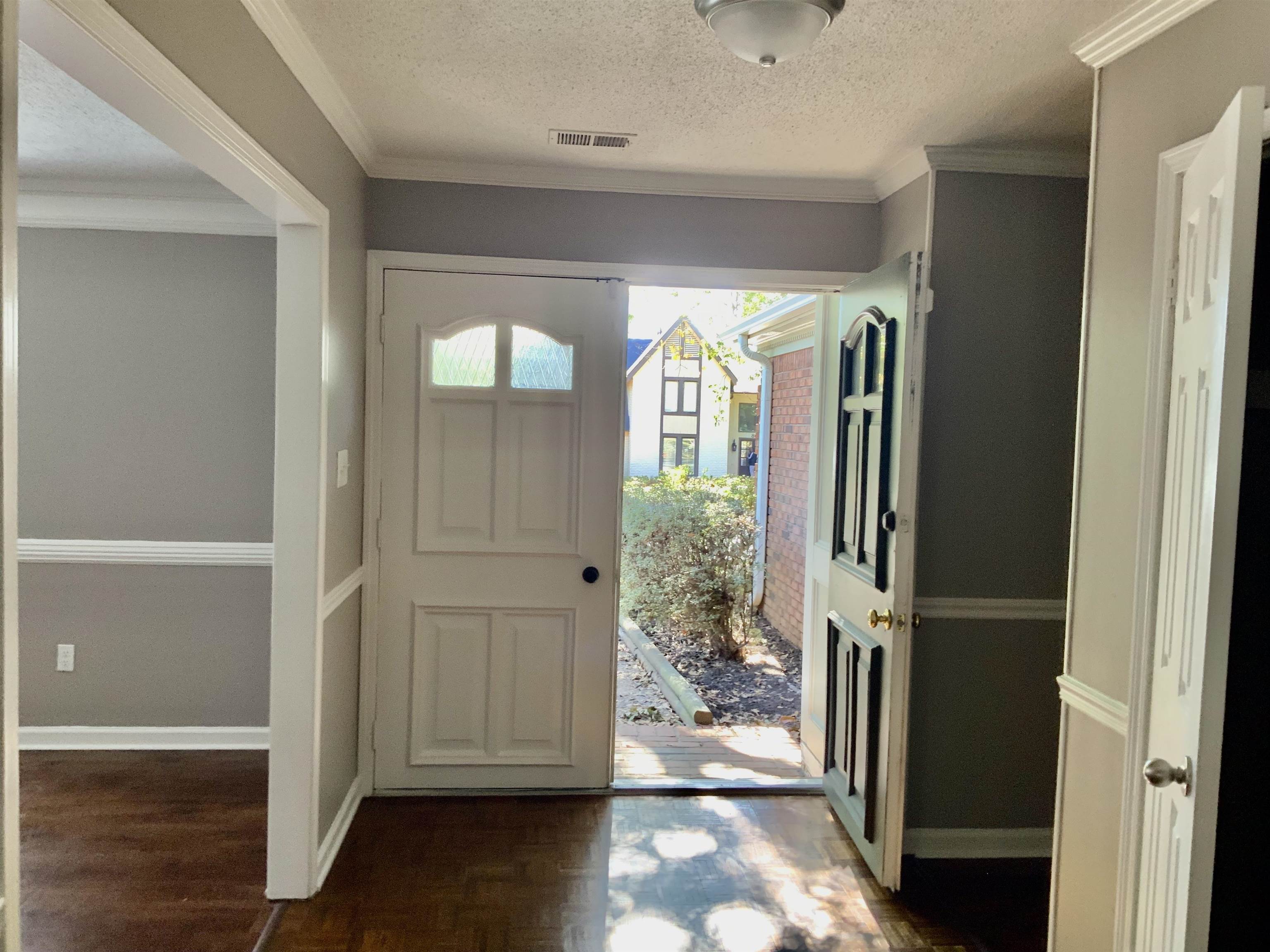 83 South Walnut Bend Road Memphis, TN 38018 - Photo 3 of 24 a view of entryway with wooden floor