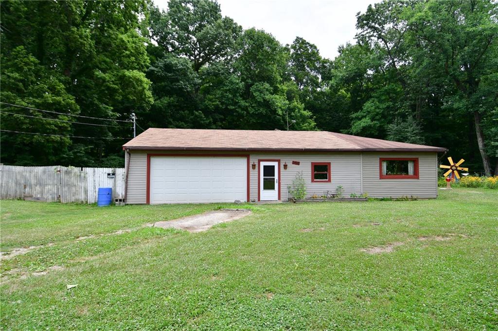 3565 Pitkin Road Martinsville, IN 46151 - Photo 2 of 32 Gallery Image 2