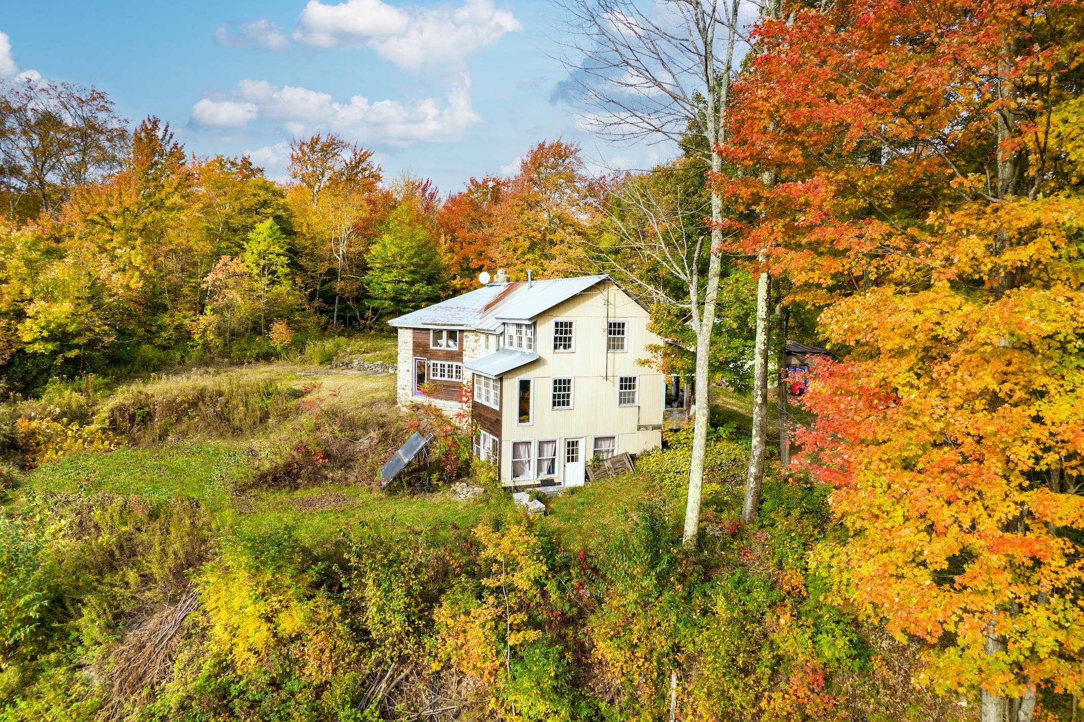 100 Devino Road Milton, VT 05468 - Photo 6 of 33 Gallery Image 6