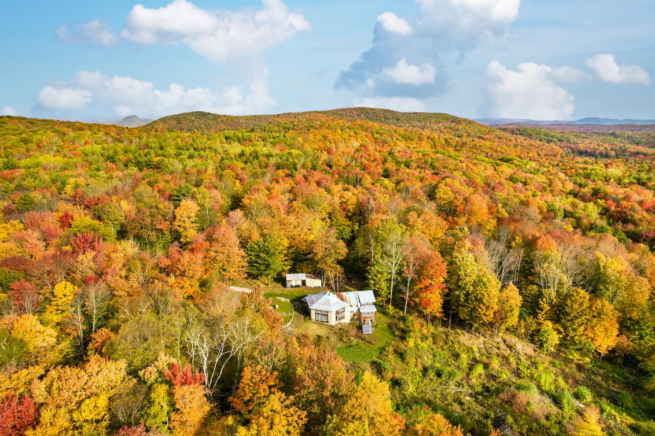 100 Devino Road Milton, VT 05468 - Photo 7 of 33 Gallery Image 7