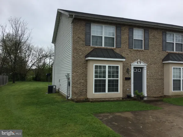 $1,300 | 346 Zea Street, Strasburg, VA 22657