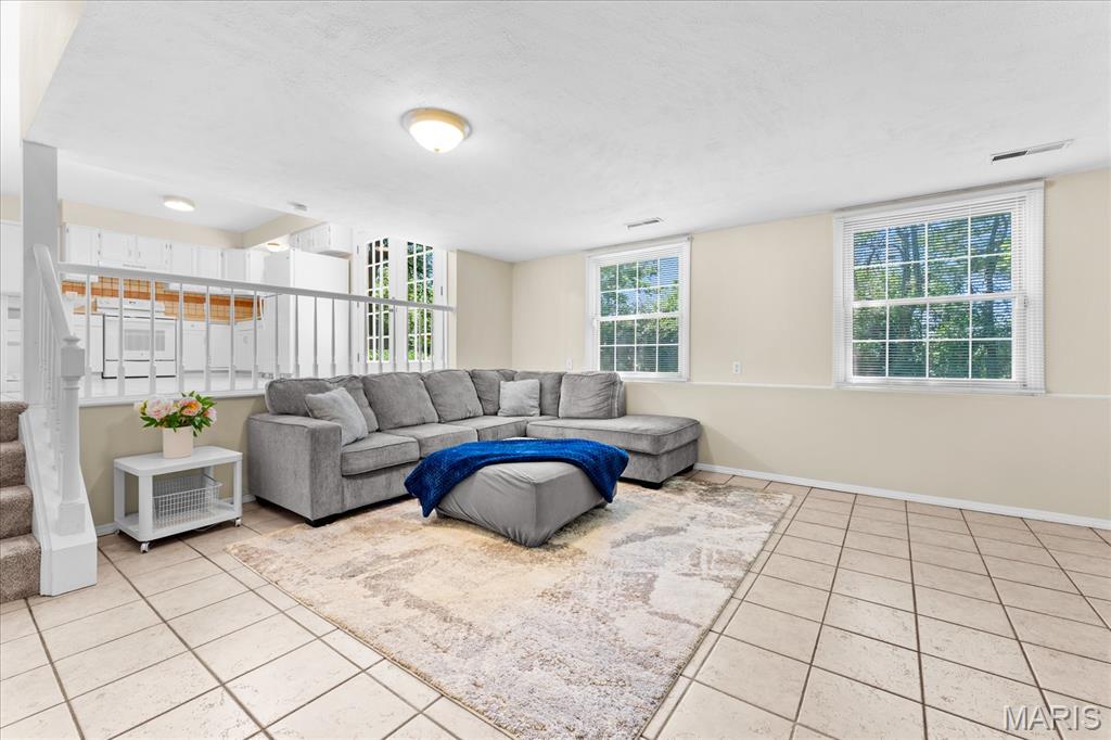 904 Fort Henry Road Belleville, IL 62221 - Photo 14 of 35