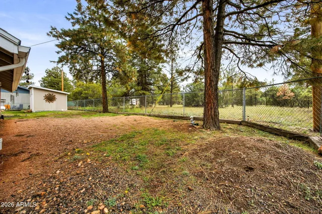 $379,000 | 1955 Twin Pines Trail, Overgaard, AZ 85933