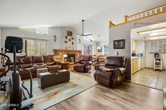 $379,000 | 1955 Twin Pines Trail, Overgaard, AZ 85933