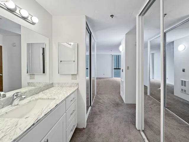 $365,000 | 555 Pierce Street, Unit 524, Albany, CA 94706