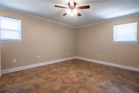 $182,500 | 2324 Williamsburg Drive, Laplace, LA 70068