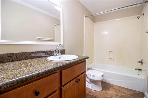 $182,500 | 2324 Williamsburg Drive, Laplace, LA 70068