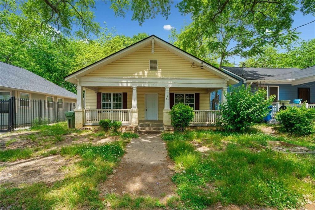 957 Harwell St Northwest