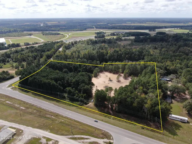 $350,000 | 74 Hwy W Lumberton Nc 28360 Highway West, Lumberton, NC 28360