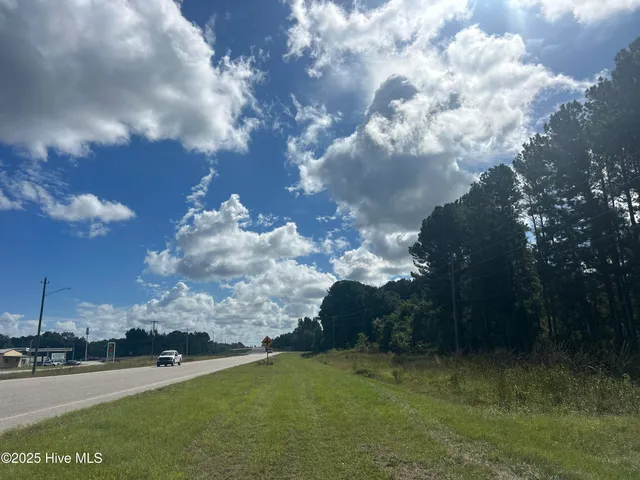 $350,000 | 74 Hwy W Lumberton Nc 28360 Highway West, Lumberton, NC 28360