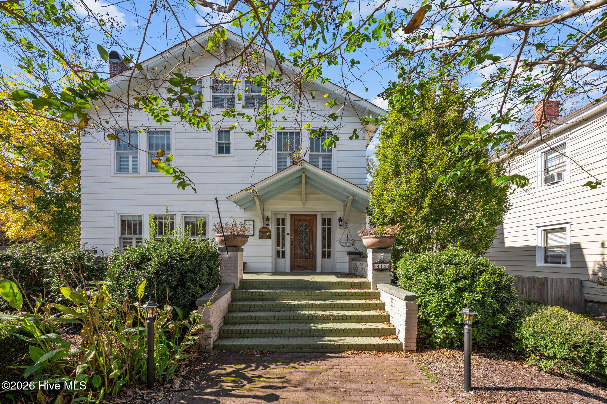411 George Street New Bern, NC 28560 - Photo 1 of 76 Front Entrance Main House