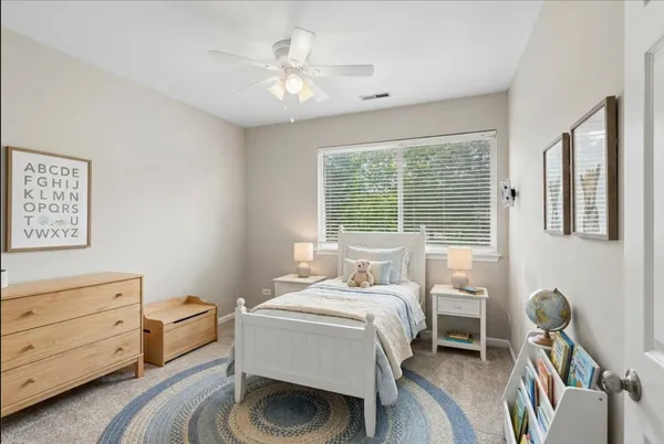 $275,000 | 1466 Doolittle Lane, Unit 1466, Grayslake, IL 60030