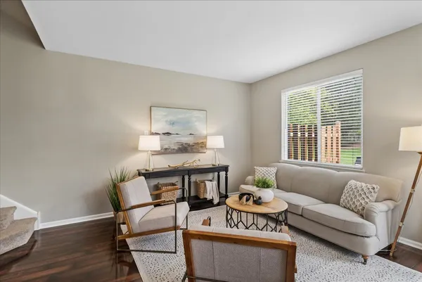$275,000 | 1466 Doolittle Lane, Unit 1466, Grayslake, IL 60030