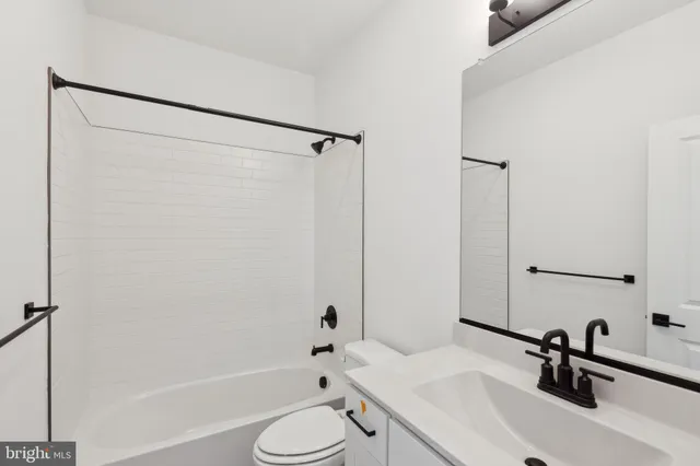 a view of utility room