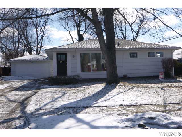 257 Avon Road Tonawanda, NY 14150 - Photo 1 of 1 Exterior Front