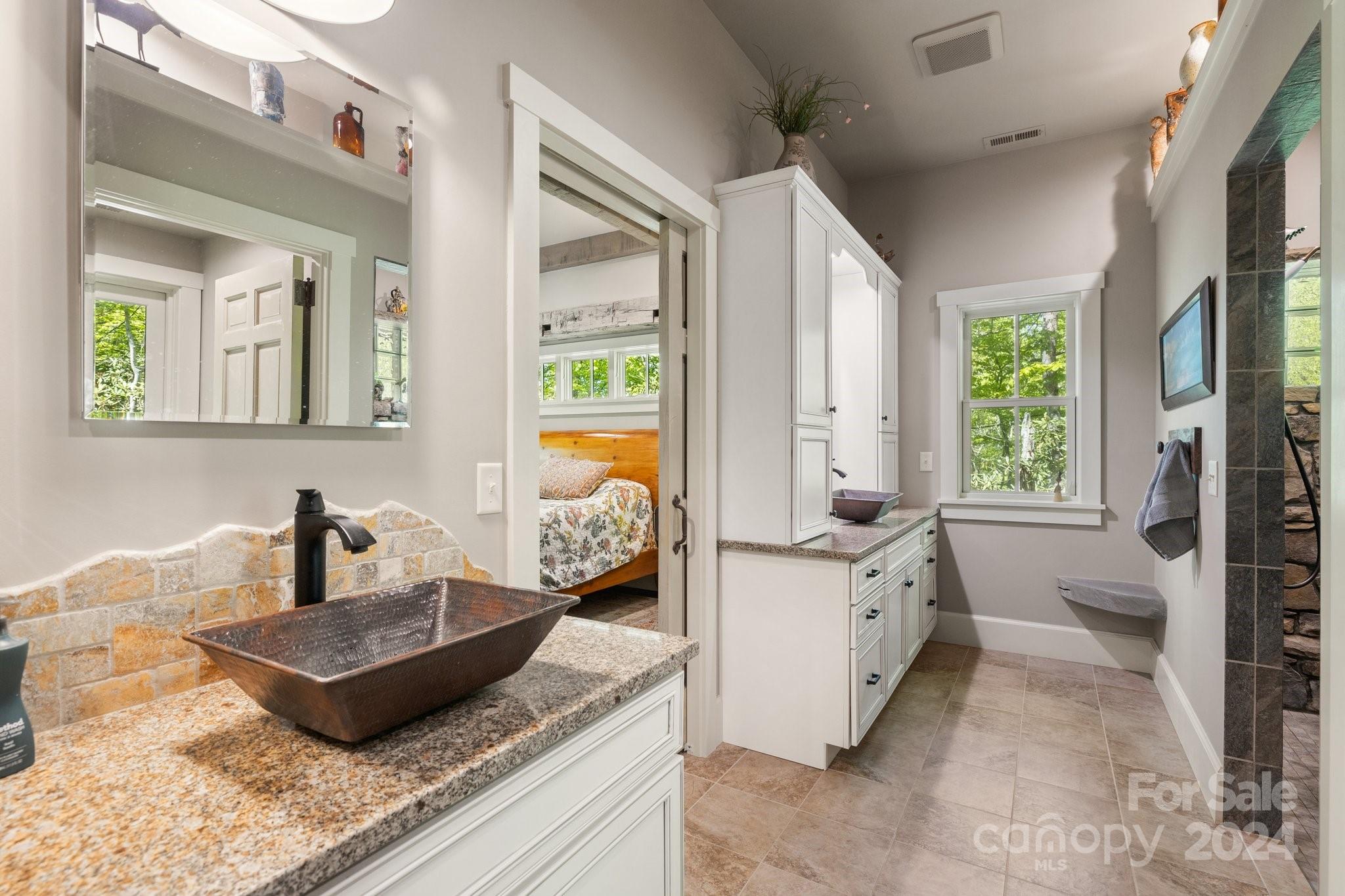3146 Hebron Road Hendersonville, NC 28739 - Photo 17 of 47 Gallery Image 17