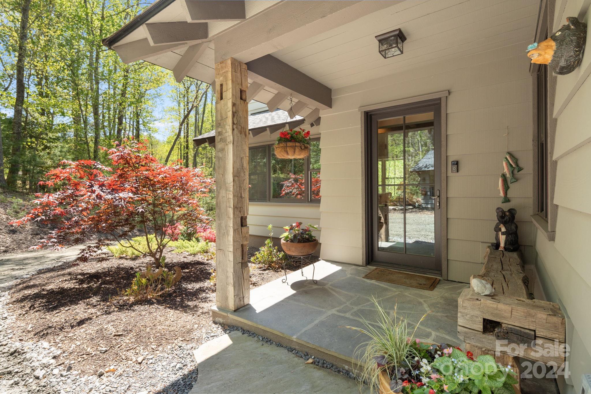 3146 Hebron Road Hendersonville, NC 28739 - Photo 2 of 47 Gallery Image 2