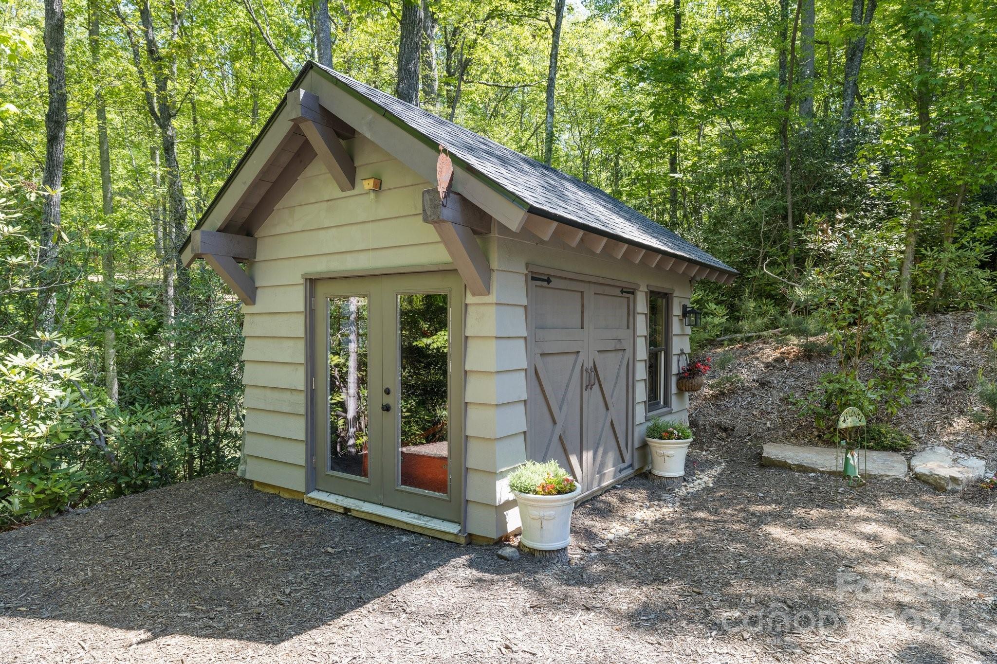 3146 Hebron Road Hendersonville, NC 28739 - Photo 42 of 47 Gallery Image 42