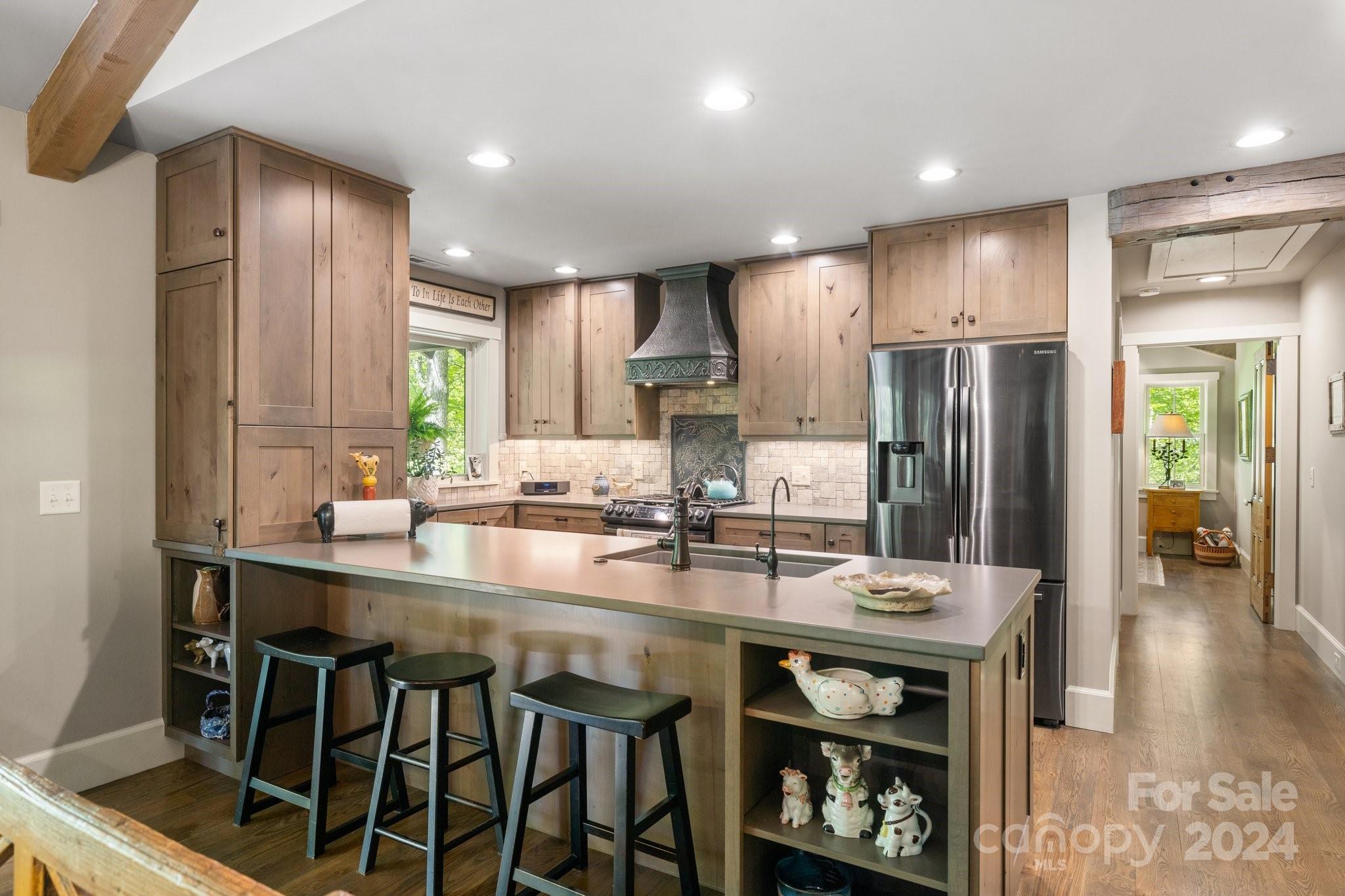 3146 Hebron Road Hendersonville, NC 28739 - Photo 7 of 47 Gallery Image 7