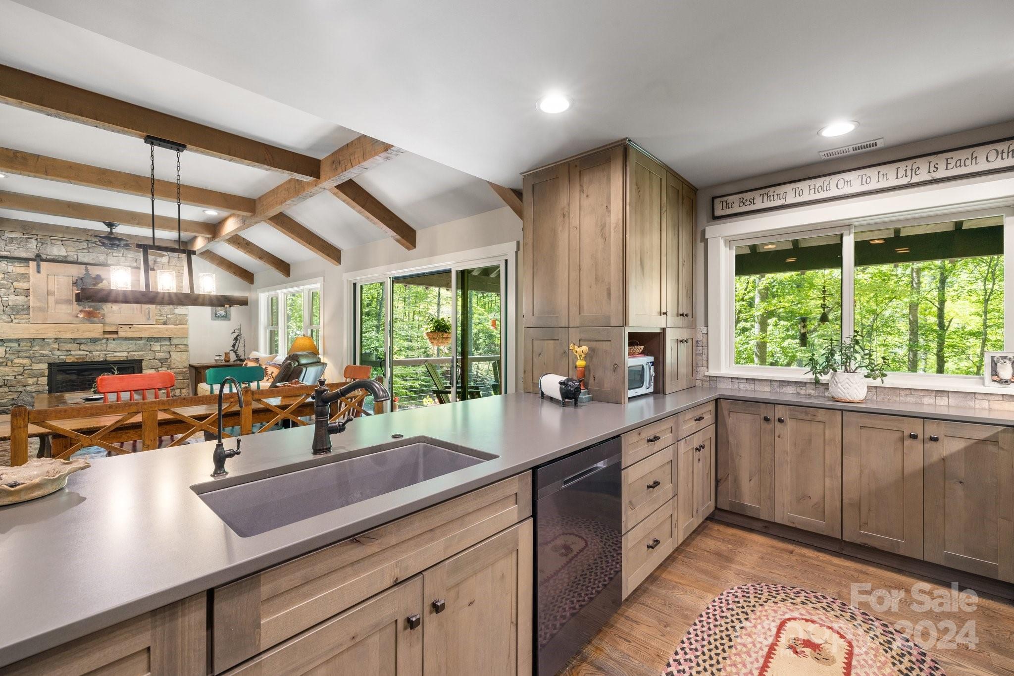 3146 Hebron Road Hendersonville, NC 28739 - Photo 8 of 47 Gallery Image 8