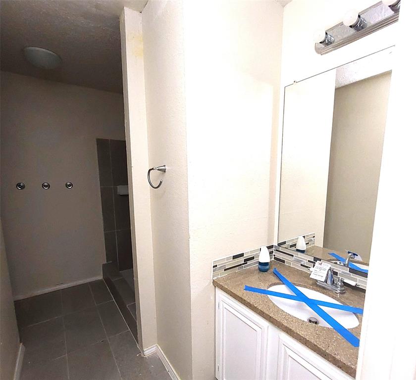 2107 Meadowview Drive Corinth, TX 76210 - Photo 17 of 22