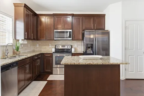 $299,900 | 103 Padstone Lane, Spring Hill, TN 37174